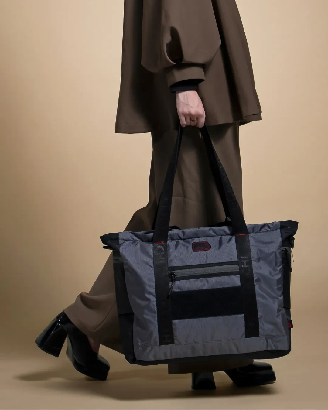 Kaban Tote - View 2